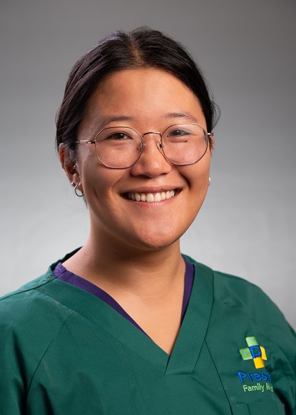 Dr Alicia Chua